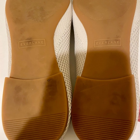 Everlane- The 40-Hour Flat in ReKnit - Picture 4 of 9